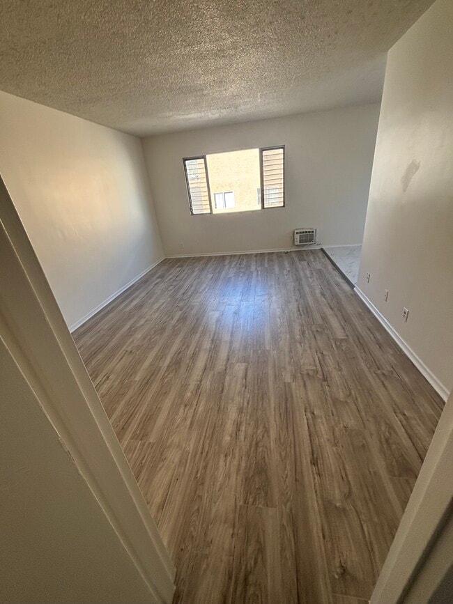 Building Photo - 314 N Market St