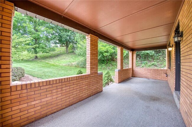 Building Photo - 4465 Mt Troy Rd Ext