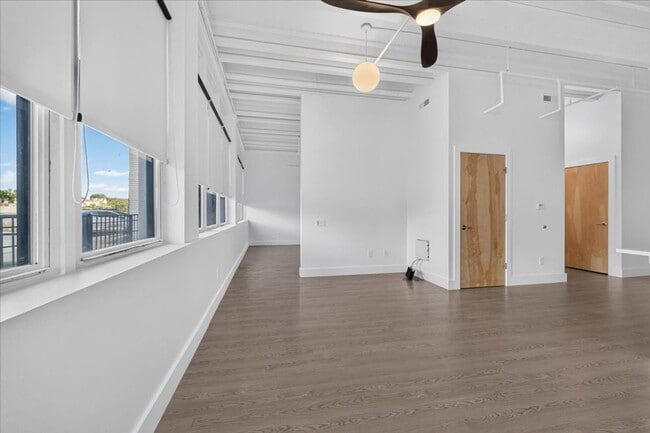 Building Photo - 4500 S Kingshighway Blvd
