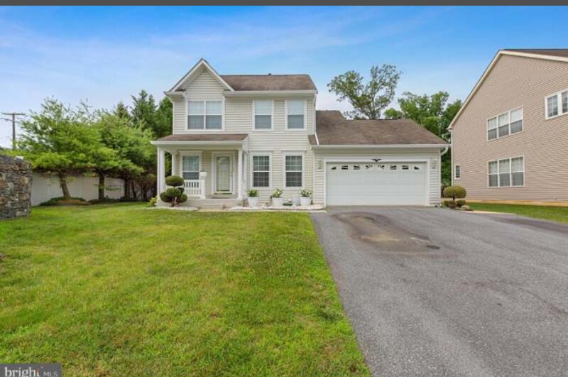 Primary Photo - 8205 Foxhall Rd