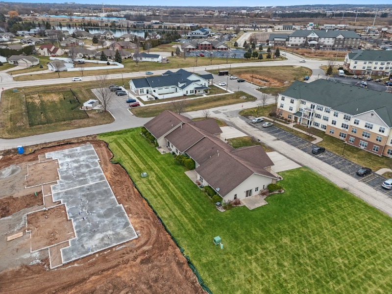 Building Photo - 2700 Saffron Pl