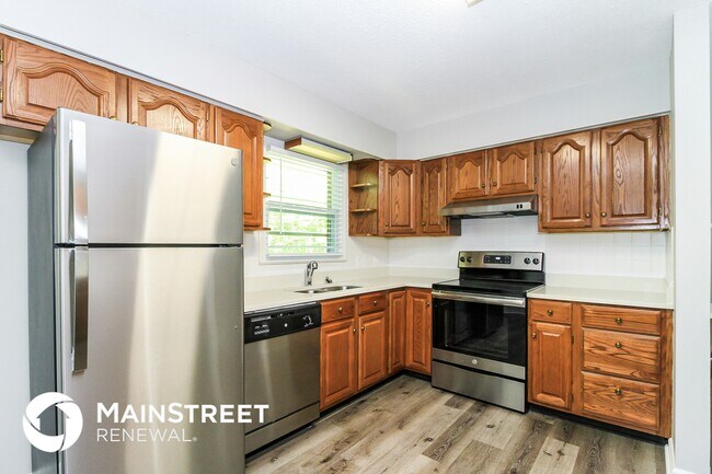 Building Photo - 273 Holmes Dr