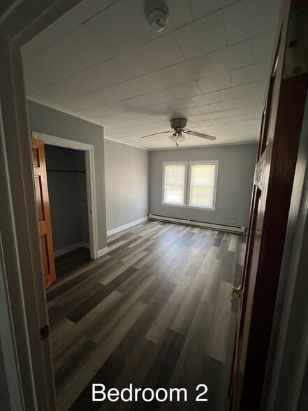 Building Photo - 125 Roberts St