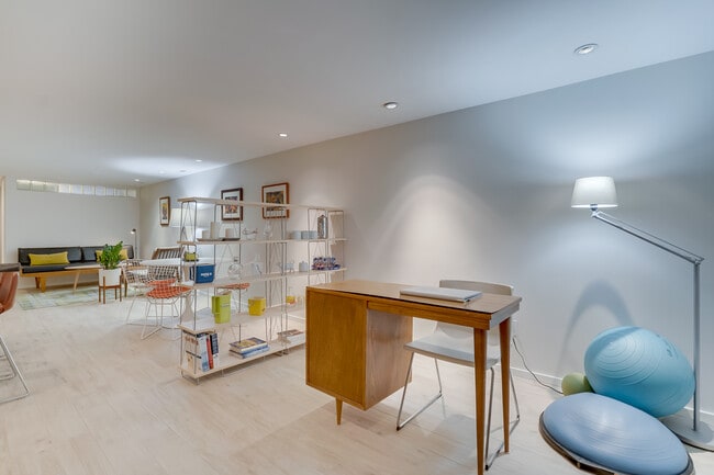 Building Photo - 2524 13th St NW