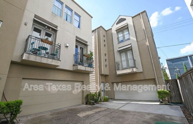 Building Photo - 2220 Portsmouth St