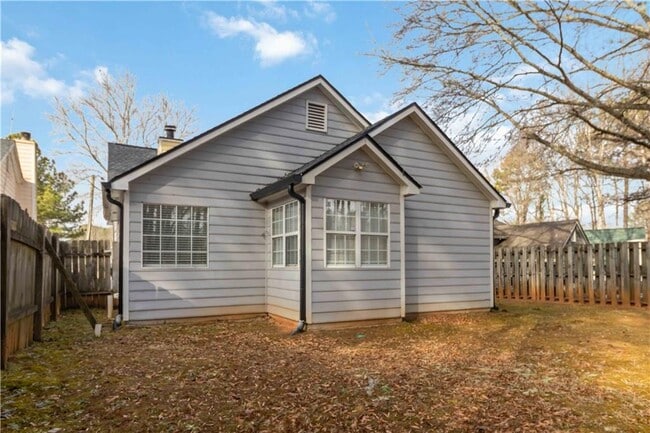 Building Photo - 1967 Abbey Province