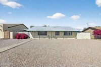 Building Photo - 1113 N Coolidge Ave