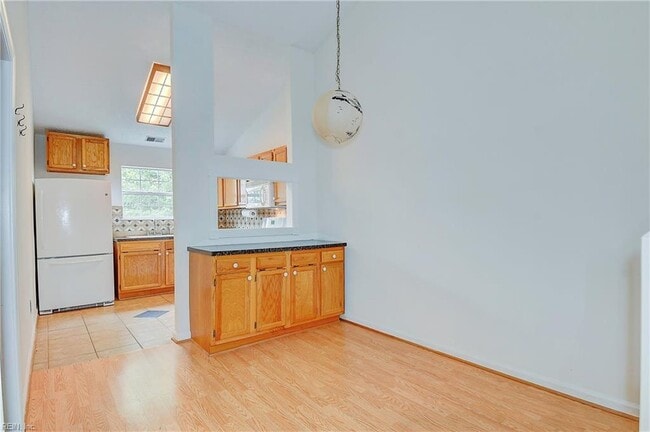 Building Photo - 1224 Corkwood Cir