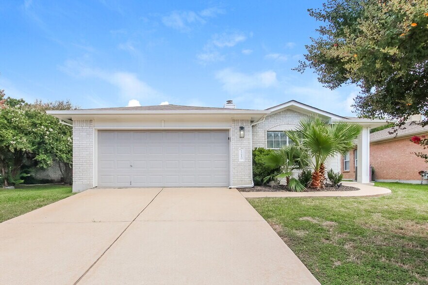 Primary Photo - 1210 Dayton Dr