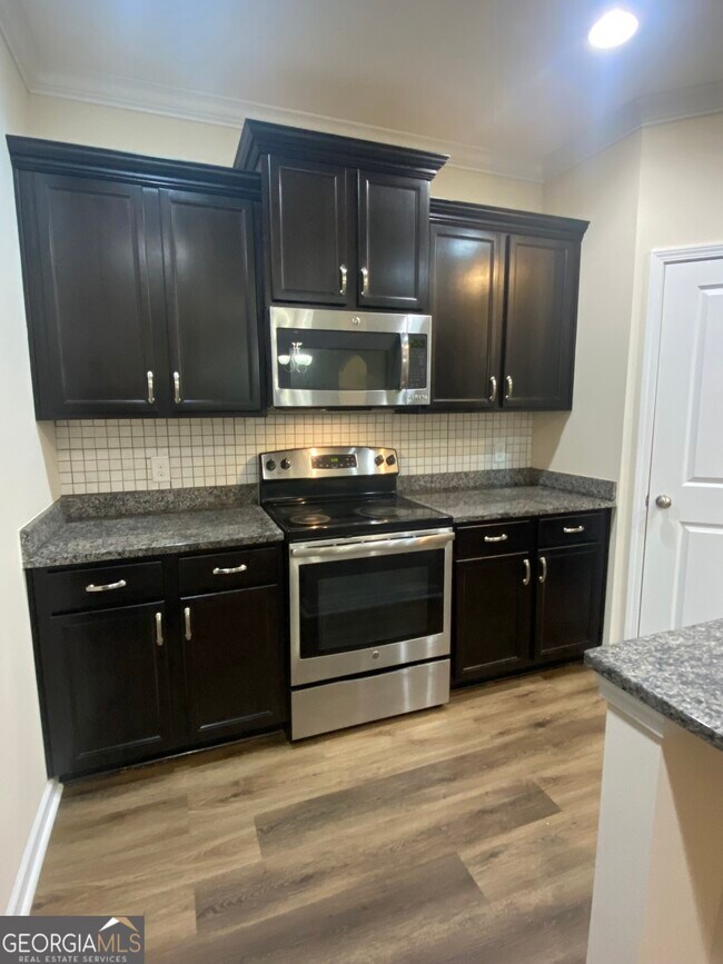Building Photo - 116 Winslow Cir