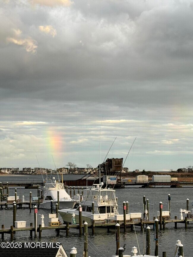 Building Photo - 119 Ashley Ave