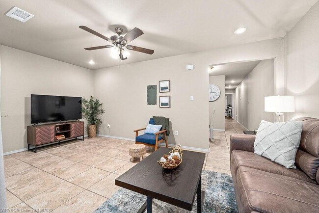 Building Photo - 5019 S 28th St