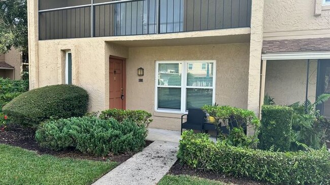 Primary Photo - Beautiful 3 bed 2.5 bath town home in Mait...