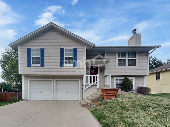 Building Photo - 328 Shenandoah Dr
