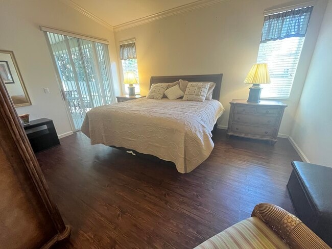 Building Photo - 9201 Wentworth Ln