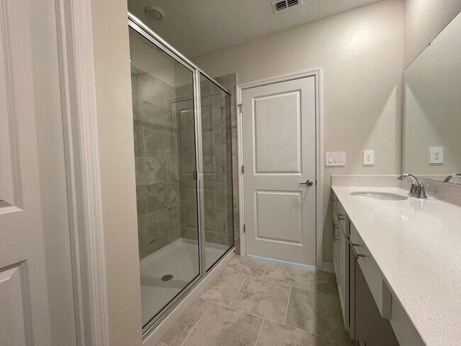 Building Photo - 2805 Muller Oak Lp