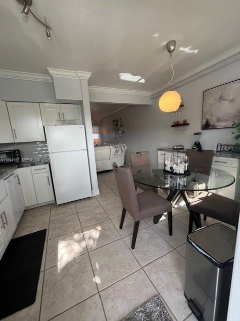 Building Photo - 350 75th St