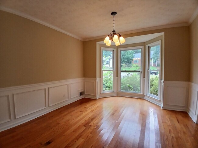 Building Photo - 4761 Habersham Way SE