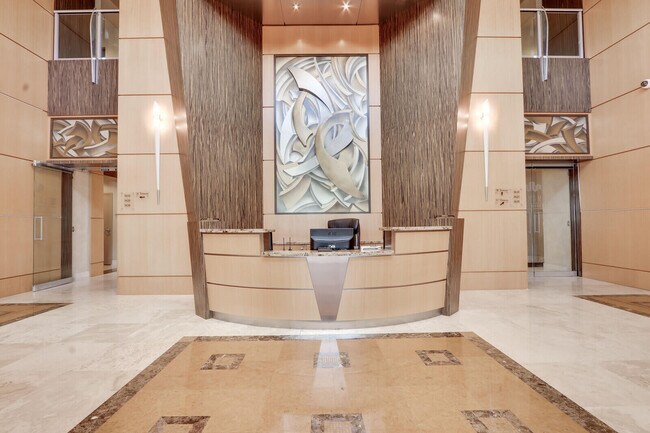 Building Photo - 3010 PGA Blvd