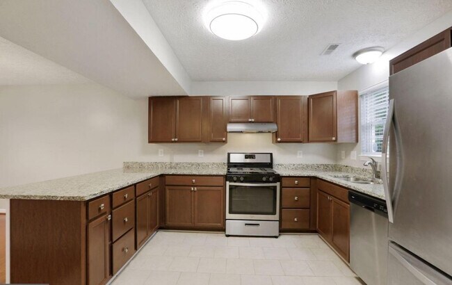 Building Photo - 5601 Skate Ct