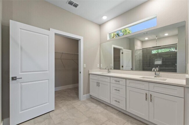 Building Photo - 5652 Bannock Cir
