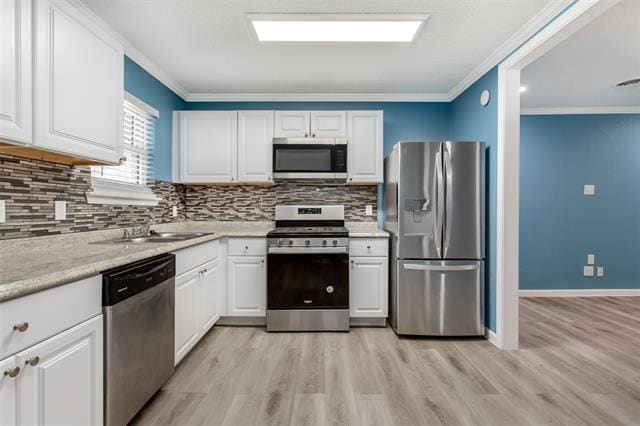 Building Photo - 926 Powell Rd