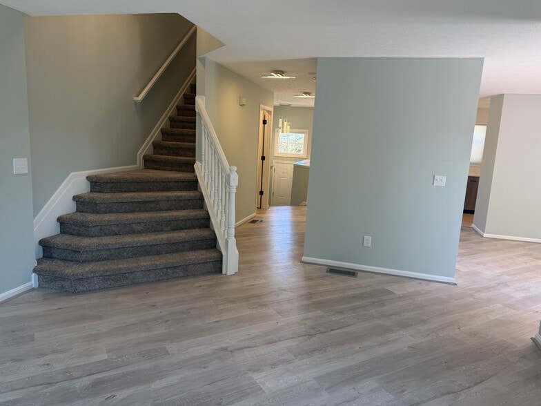 Building Photo - 8148 Chester Pky
