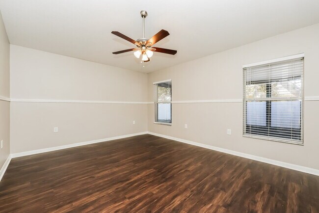 Building Photo - 18530 Kentisbury Ct