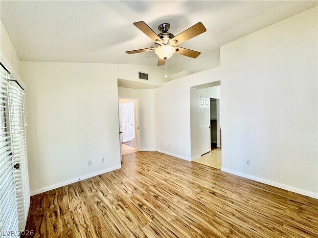 Building Photo - 1437 Waterton Dr