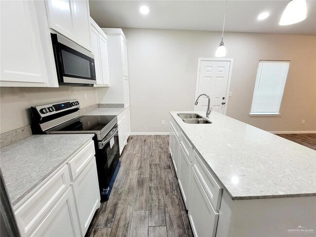 Building Photo - 1308 Vani Dr