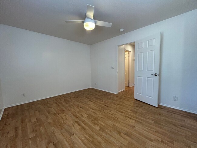 Building Photo - Bright & Updated 1BR Condo in Prime Walnut...