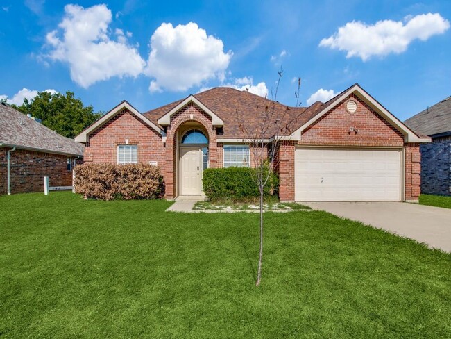 Primary Photo - 514 Meadow Ln