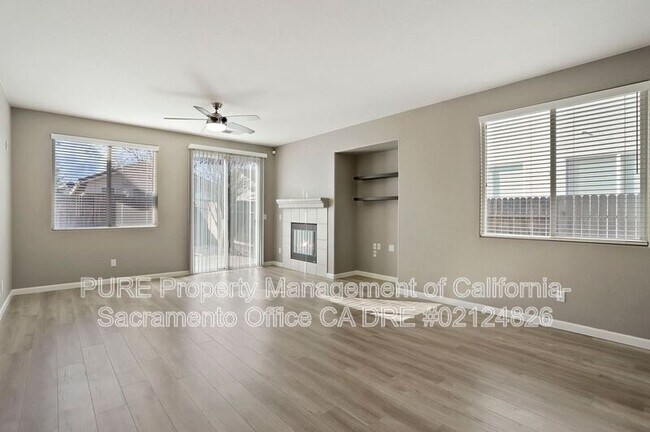 Building Photo - 1518 Sandmark Dr