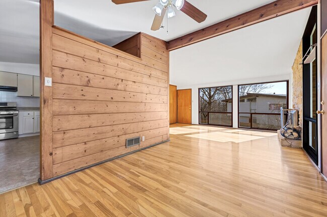 Building Photo - 1039 Coffey Ct