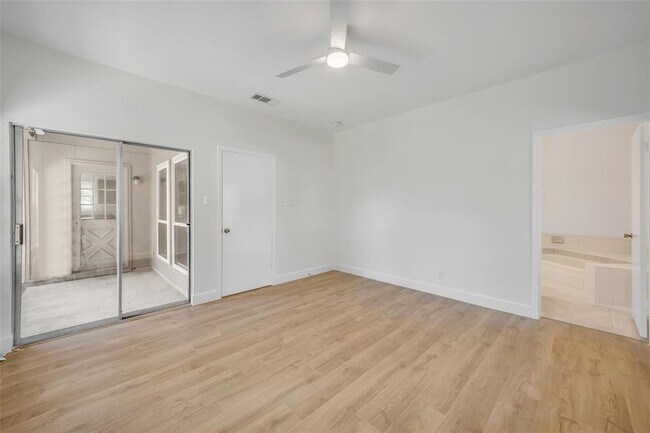 Building Photo - 3602 Hillrock Dr