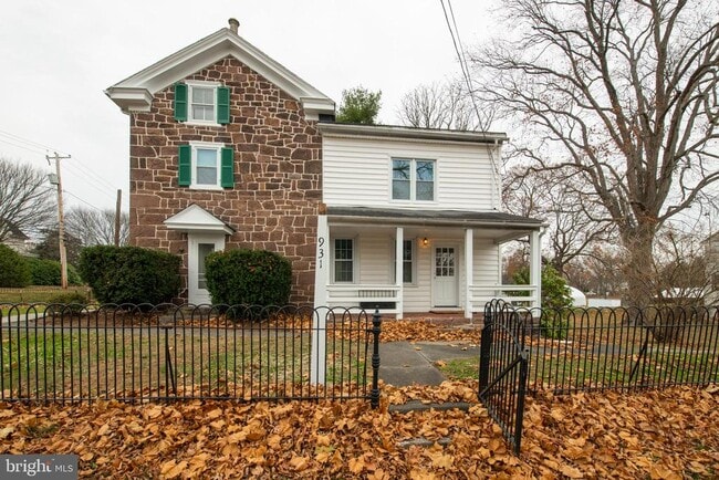 Building Photo - 804 Sanatoga Rd