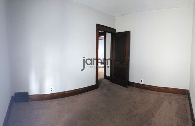 Building Photo - 11301 Florian Ave