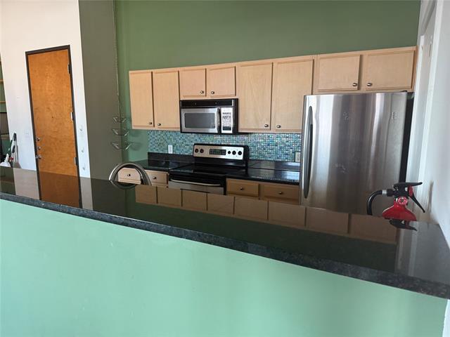 Building Photo - 2502 Live Oak St