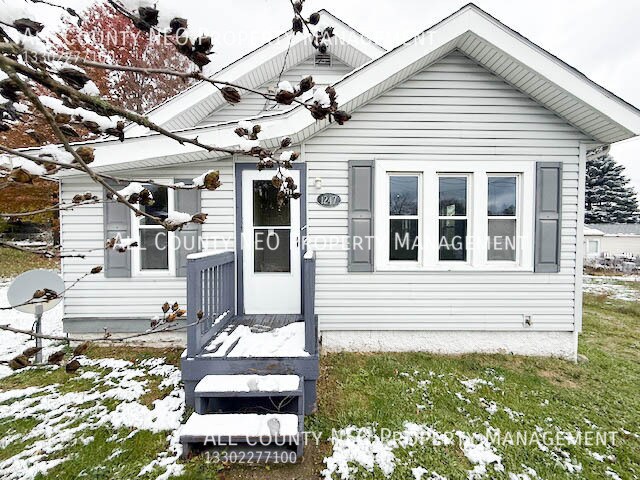 Primary Photo - 1247 Grand Blvd