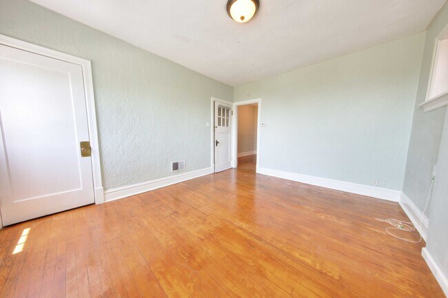 Building Photo - 4153-55 Potomac