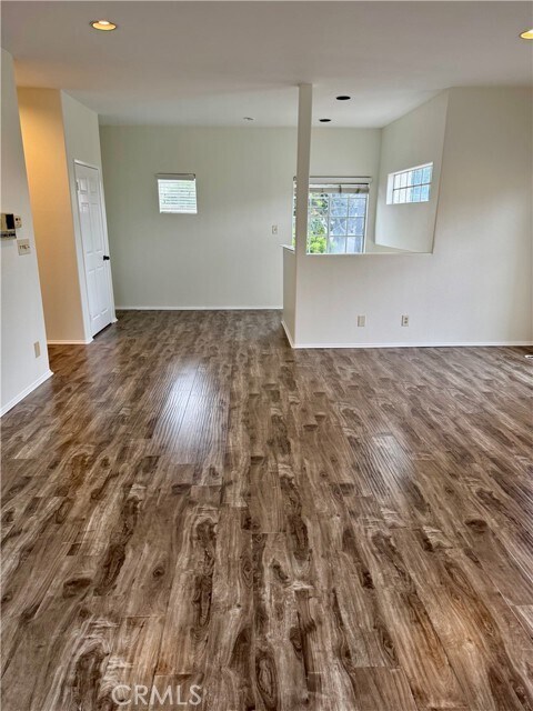 Building Photo - 908 Carnelian St