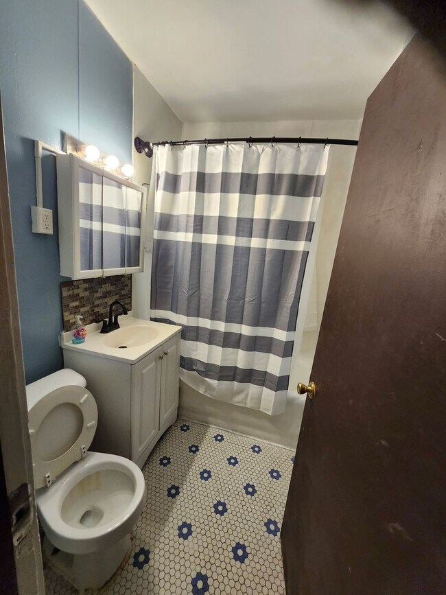 Building Photo - 4140wlisboM