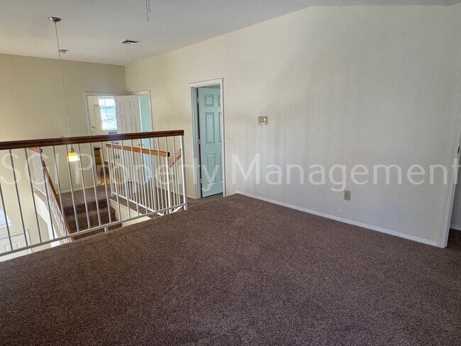 Building Photo - 1952 E Rosemonte Dr