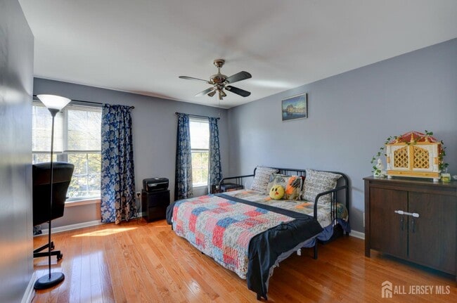 Building Photo - 13 Lackland Ave