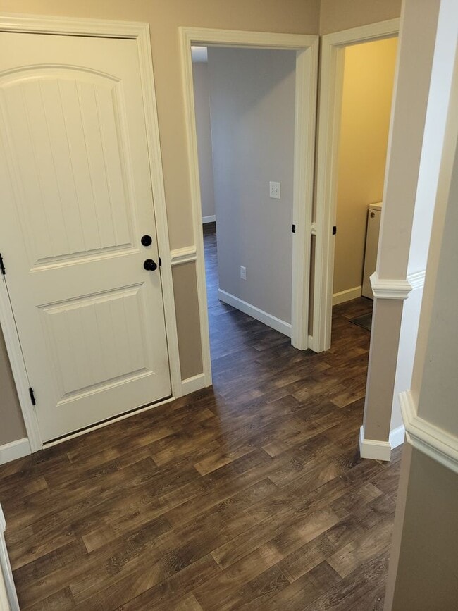 Building Photo - 108 Highland Spgs Lp