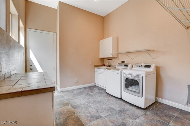 Building Photo - 4641 Velvet Crest Ln