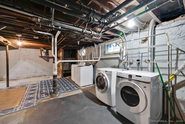 Building Photo - 45-47 Fairlawn Street