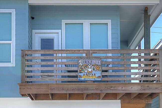 Building Photo - 1624 Eleventh Street-SI ID1023226P