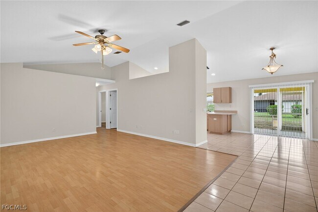 Building Photo - 1023 SE 18th Ave