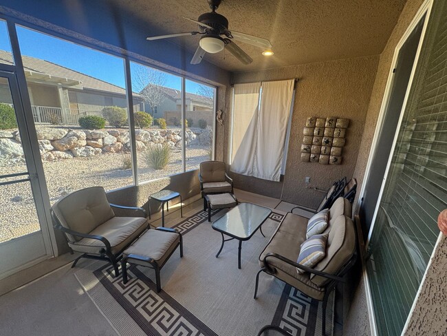 Building Photo - Beautiful 3 Bed / 2 Bath Furnished Home in Sun River 55+ Community!!